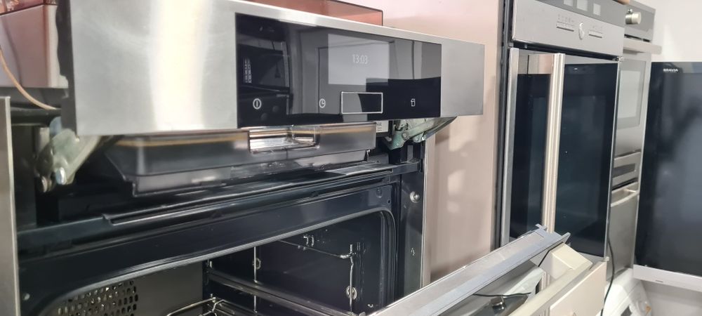 Фурна конвектомат за вграждане NEFF  71л А+