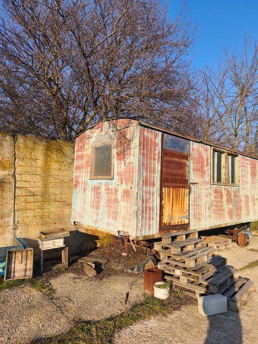 Фургон на колелета