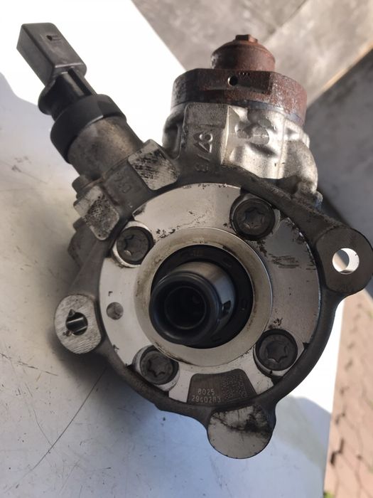 Vând kit injecție bmw n47d20c e90 e87