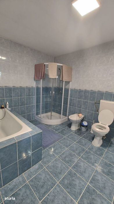 De vanzare casa,zona Ceangai