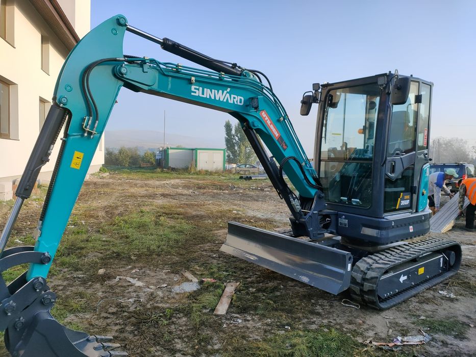 Lucrari cu utilaje terasiere Miniexcavatoare si autobasculante/ rețele