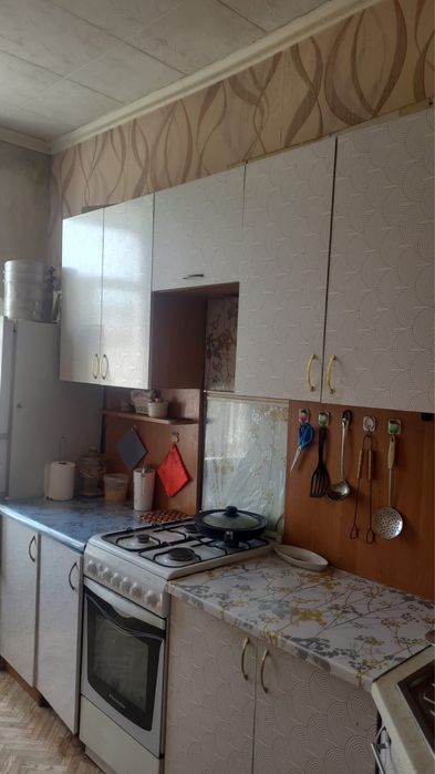 Сдам квартиру 3-комнатную