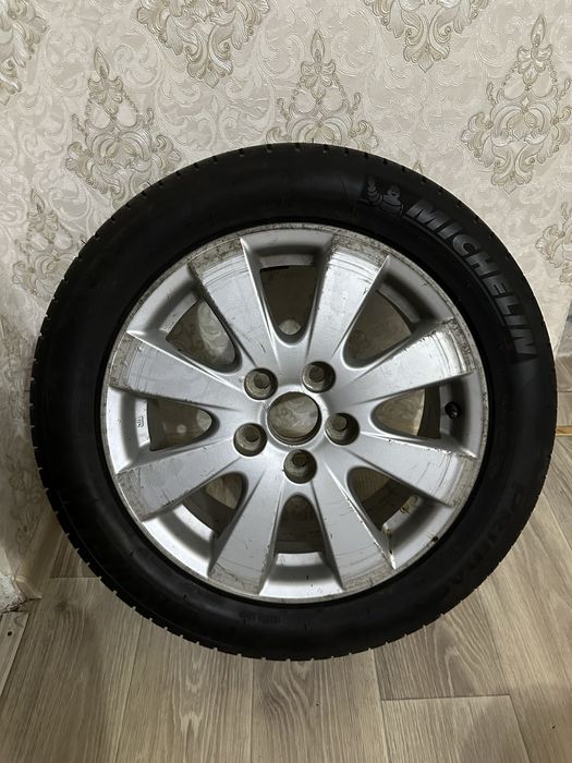 Продам шину с дисками 205/55 R16