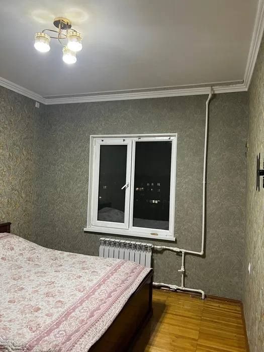 Хорошая квартира в Мирзо-Улугбекском районе по хорошей цене!