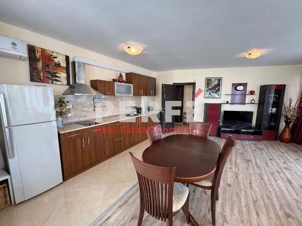 Продава се Двустаен апартамент в Поморие - 112 кв.м за 1500 €/кв.м - Снимка #1