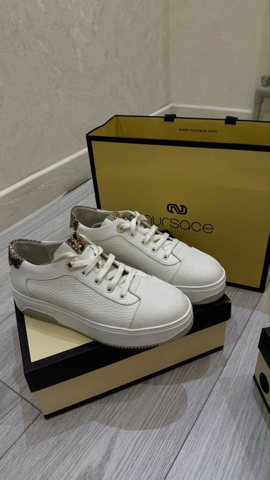 Nursace кроссовки 38 размер, город Шымкент