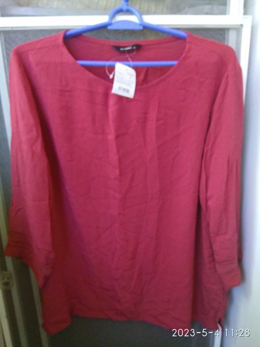 Продам новые блузки 50 размера