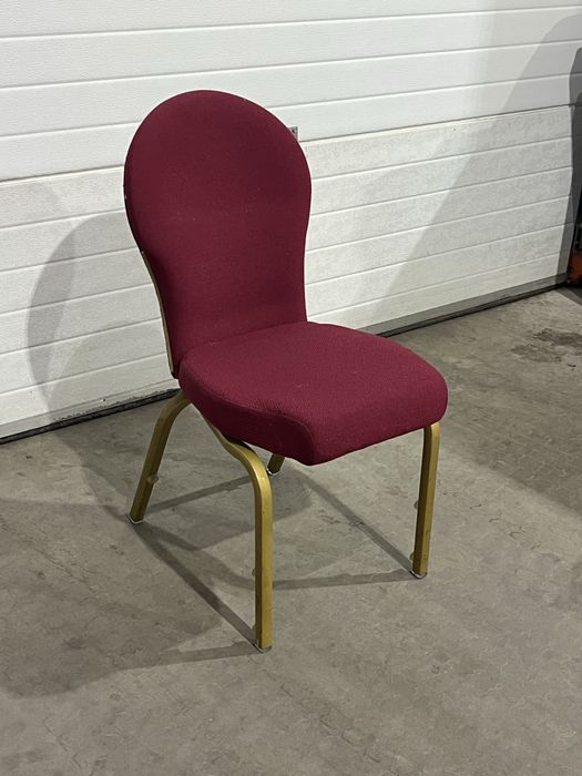 Scaune tapițate – elegante și confortabile