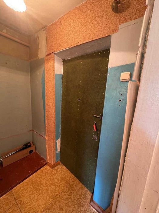 Продается 1комн. в малосемейном доме раон КЖБИ