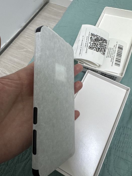 Продам телефон samsung galaxy A17 256