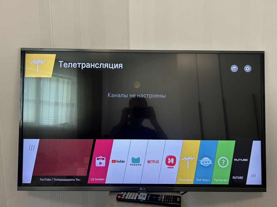 LG телевизор Смарт 110см диогональ
