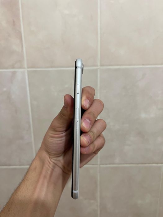 Iphone 8 plus в хорошем состоянии