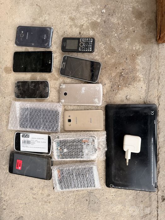 Telefon zapchas sotiladi