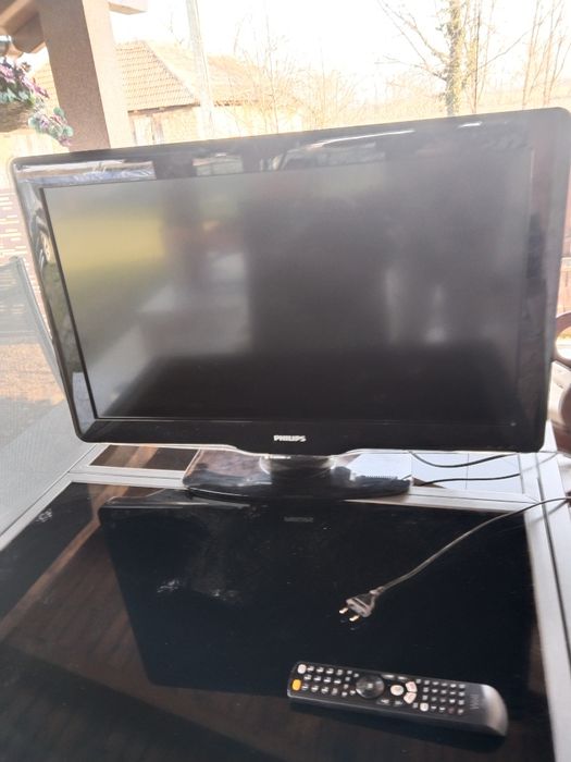 Dau Gratis LCD tv Philips cu telecomanda