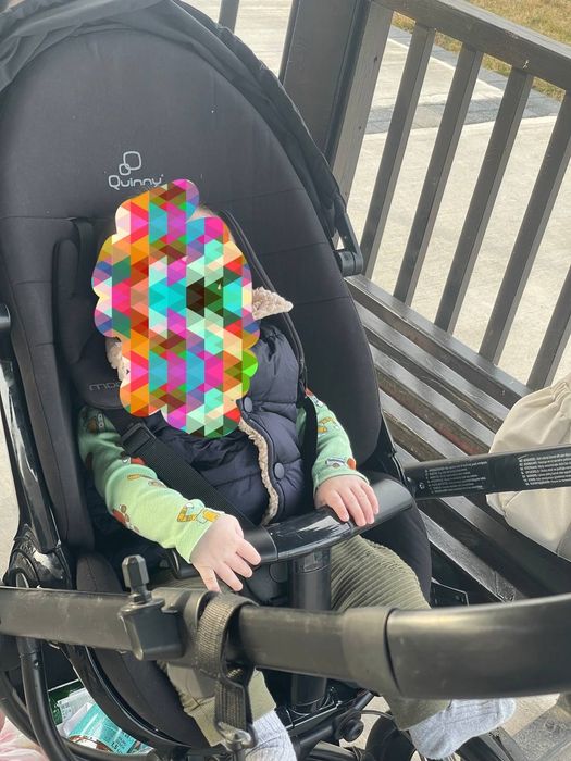 Продам детскую коляску Quinny