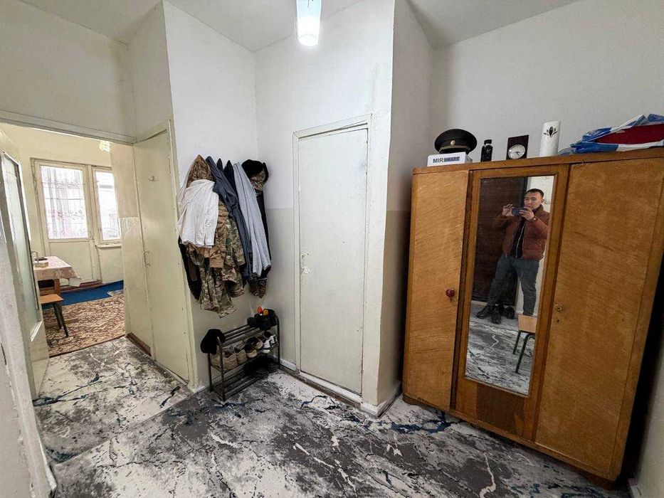 Продаётся 2х комн квартира на 4 этаже Ор-р  Шарк 1 Айша Халал