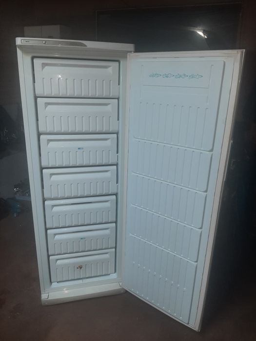 Продам морозилку в рабочем состоянии