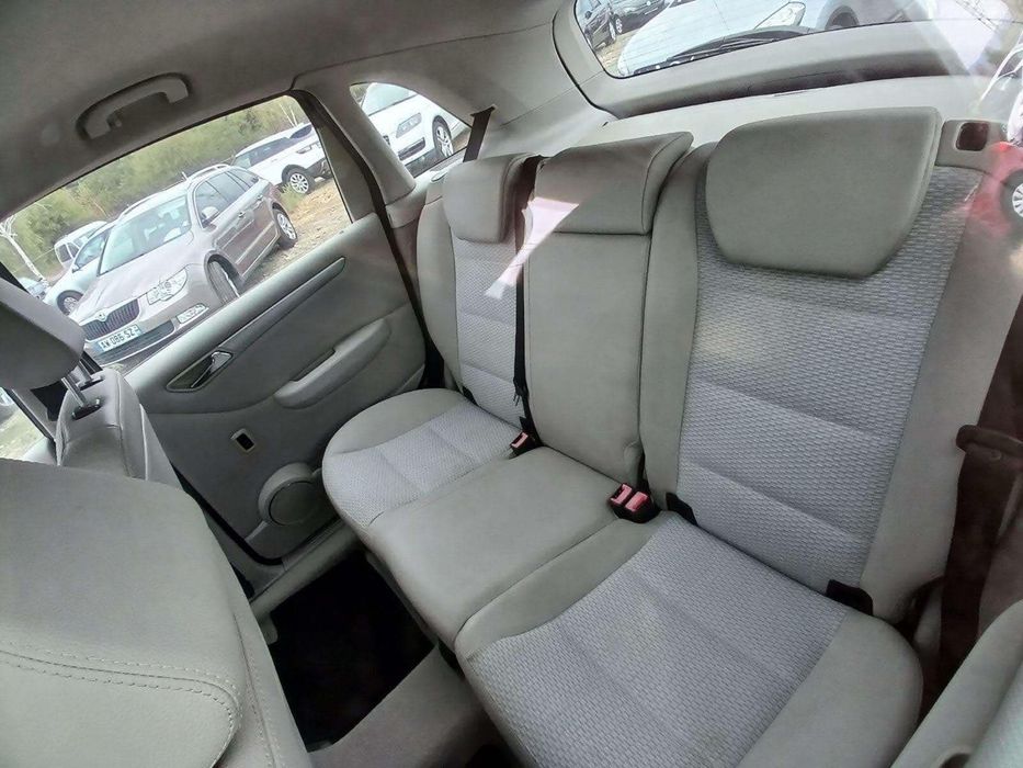 Vand  Mercedes b clas automat 2.0 Cdi disel din 2008