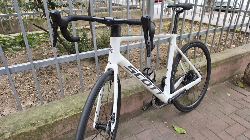 Bicicleta cursiera carbon Scott Addict RC 10 alb perla Sram Force 12V Powermeter dual marime 58 XL