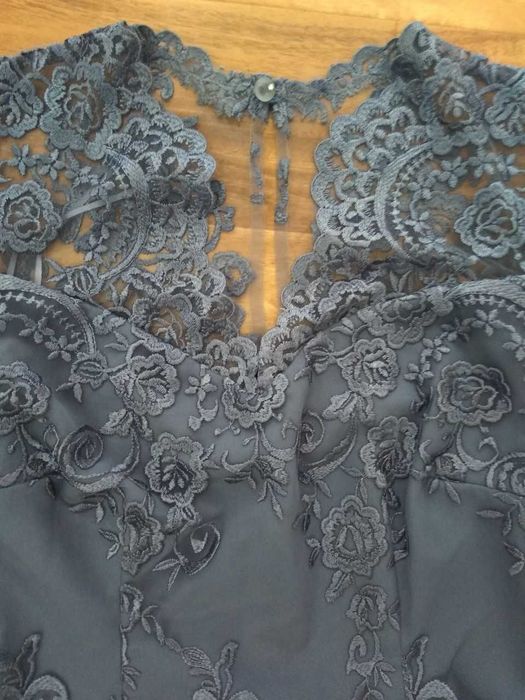 Вечернее нарядное платье в пол. Гипюр плотный.