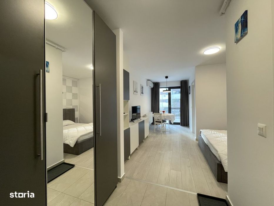 Garsoniera, 30mp, 9mp terasa, cetrala proprie, metrou, Hils Brauner