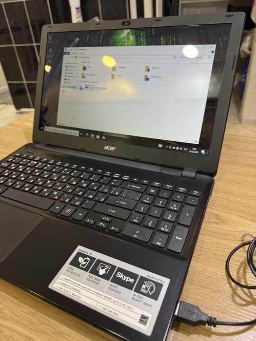 Ноутбук Acer Aspire E15 с SSD / Pentium / 8Gb ОЗУ