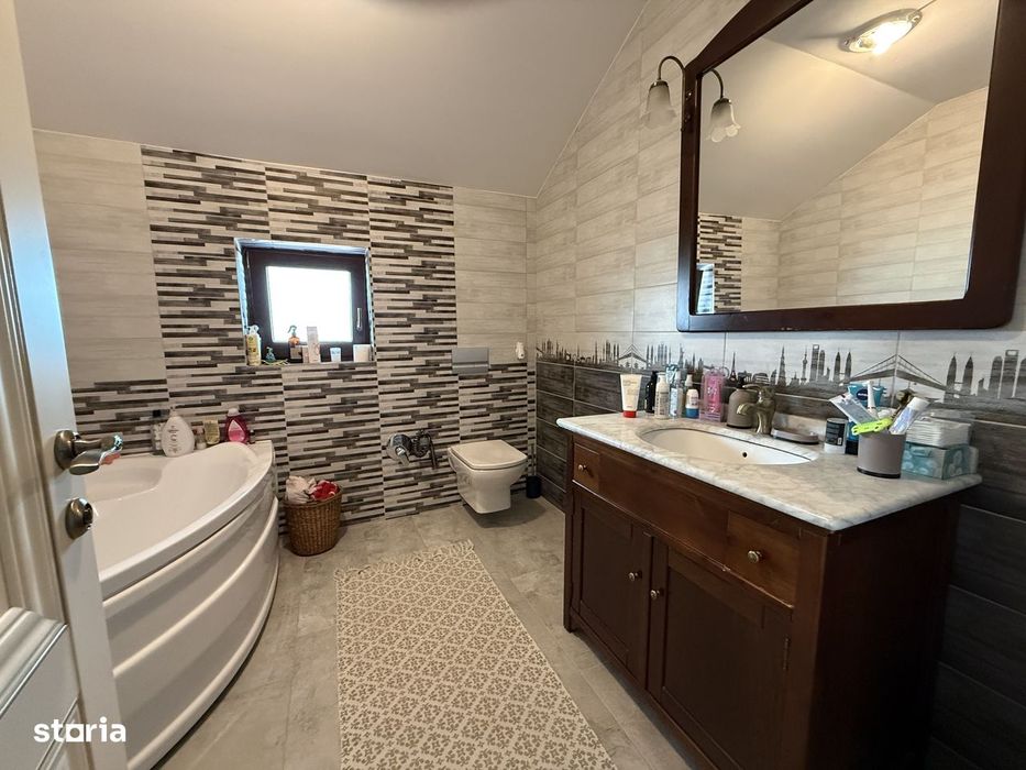 Casă individuală de vânzare – Cartier Izvor