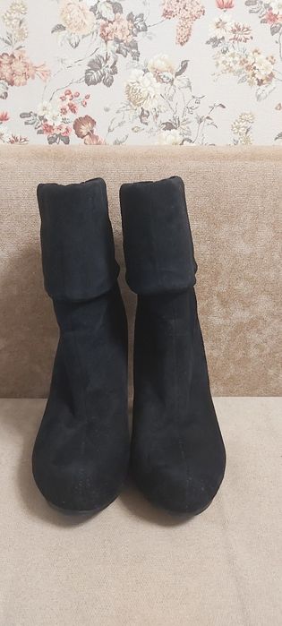 Женская обувь в отличном состоянии