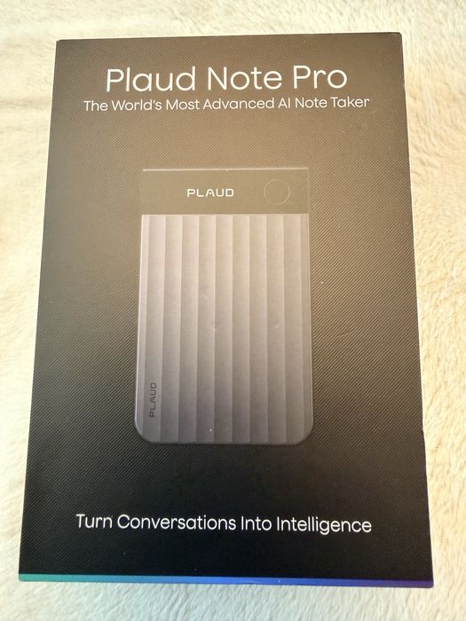 Професионален диктофон,преводач  с Al   Plaud Note Pro