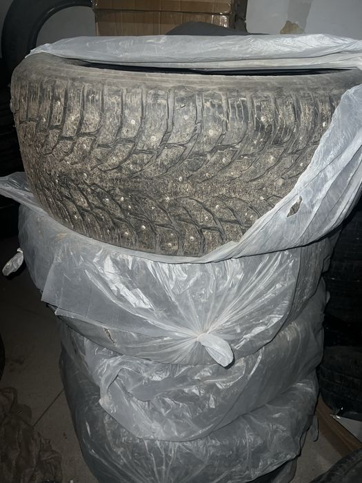 Продам шины от крузака
