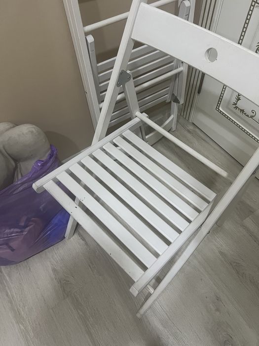 Продам два стула от Ikea  б/у