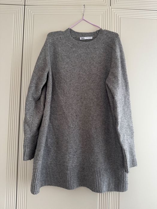 Свитер серый Zara