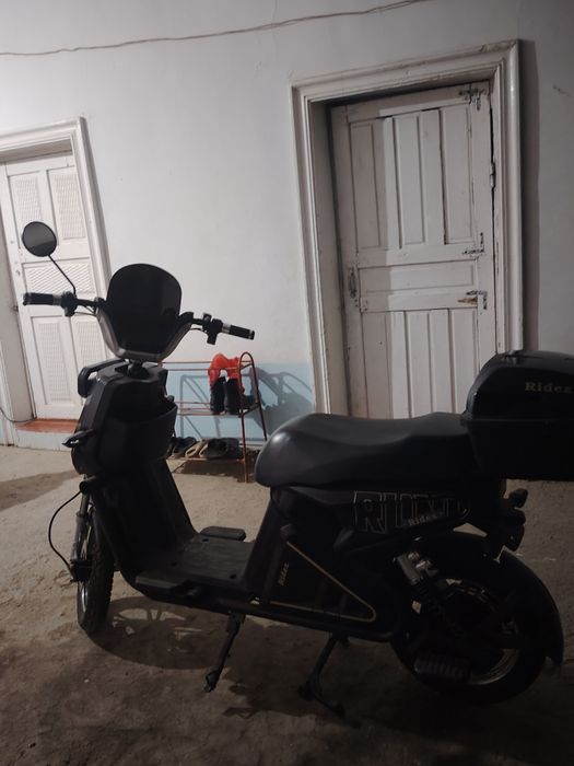 Skuter redix sotilad