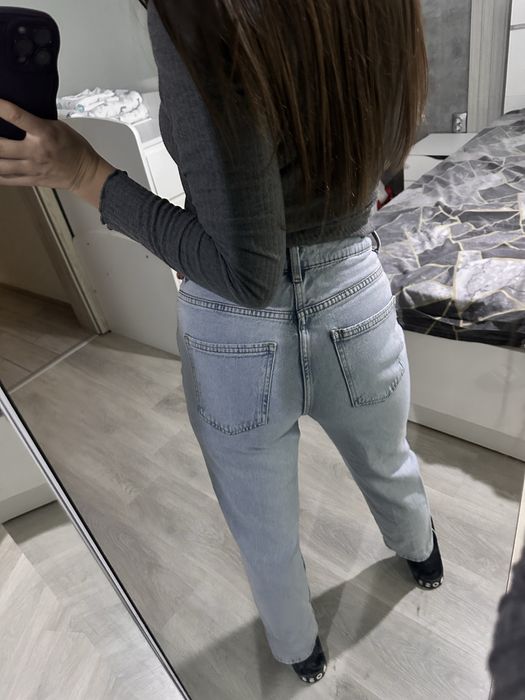 Светло сини дънки ZARA