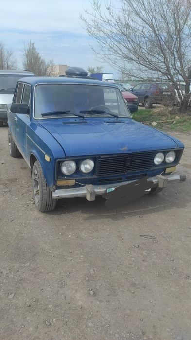 Ниссан примера р10 и ваз 2106