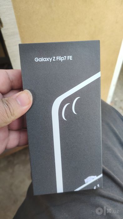 Galaxy z flip 7fe 5g yangi ishlatilmagan