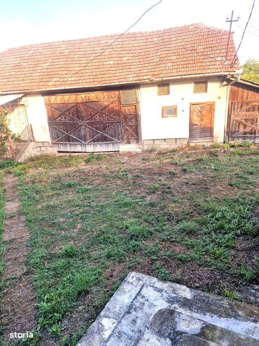 Casa cu anexe comuna Letca 39000eur neg
