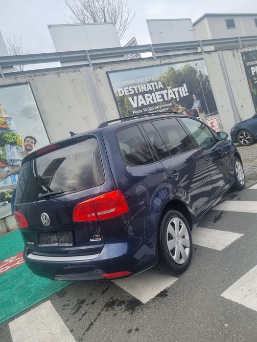Volkswagen Touran 1.6 d dsg