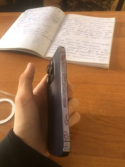 Продам Iphone 14 Pro