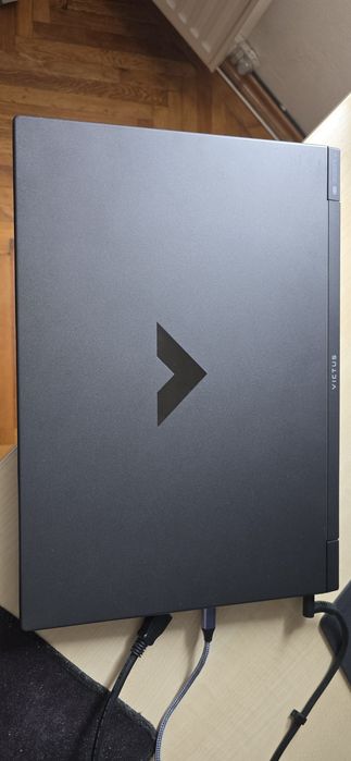 Laptop Gaming HP Victus - RTX 4070, AMD Ryzen, 32GB RAM, 4K Ready - Stare impecabilă