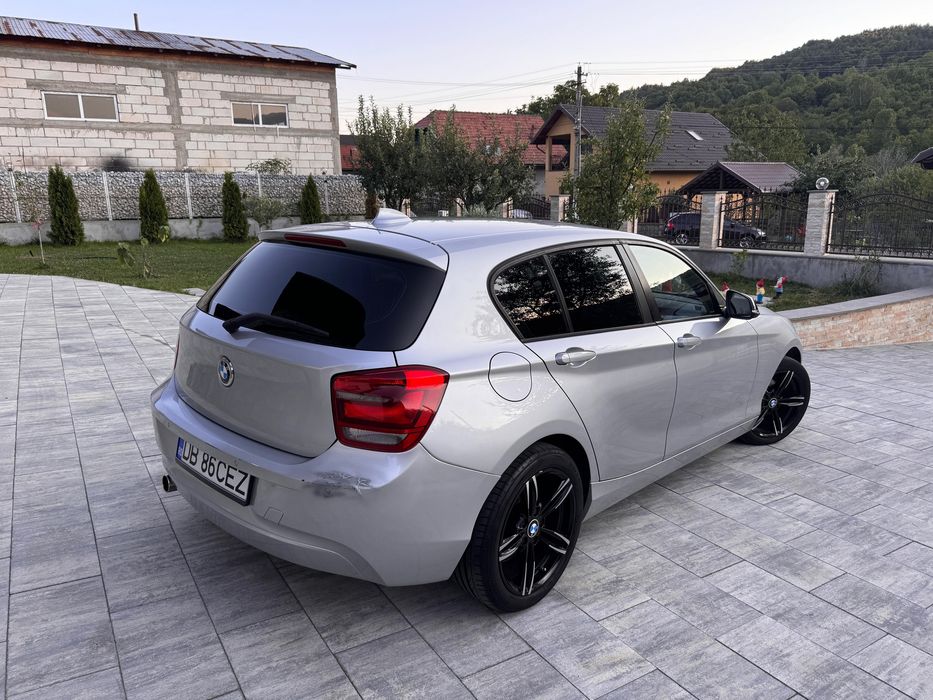 BMW 1 Series 2011 — imagine 2