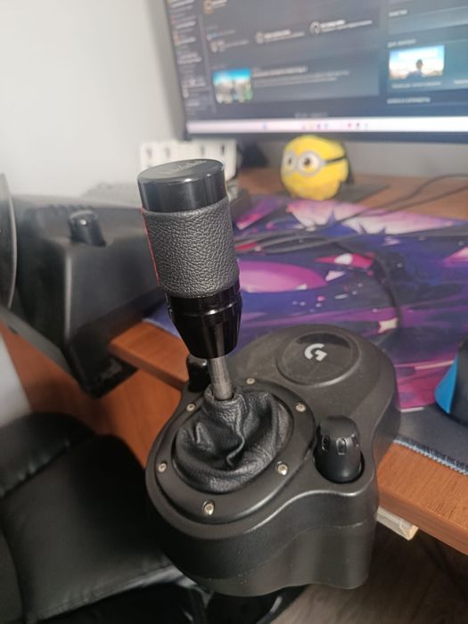 Игровой руль Logitech g29