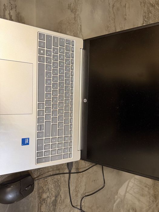 новый HP CoreI5 новый