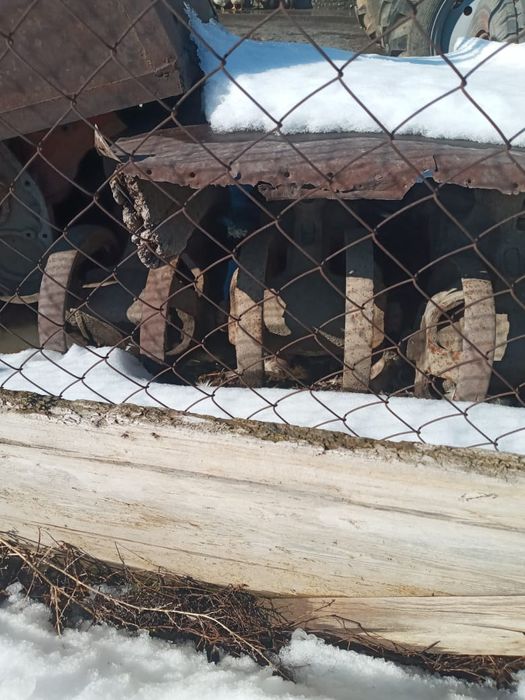 Запчасти на трактор Дт75