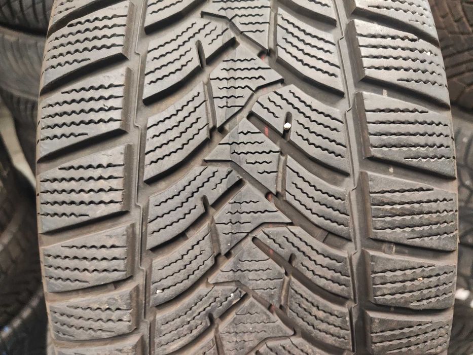 4бр.зимни гуми 235/55/17 Dunlop