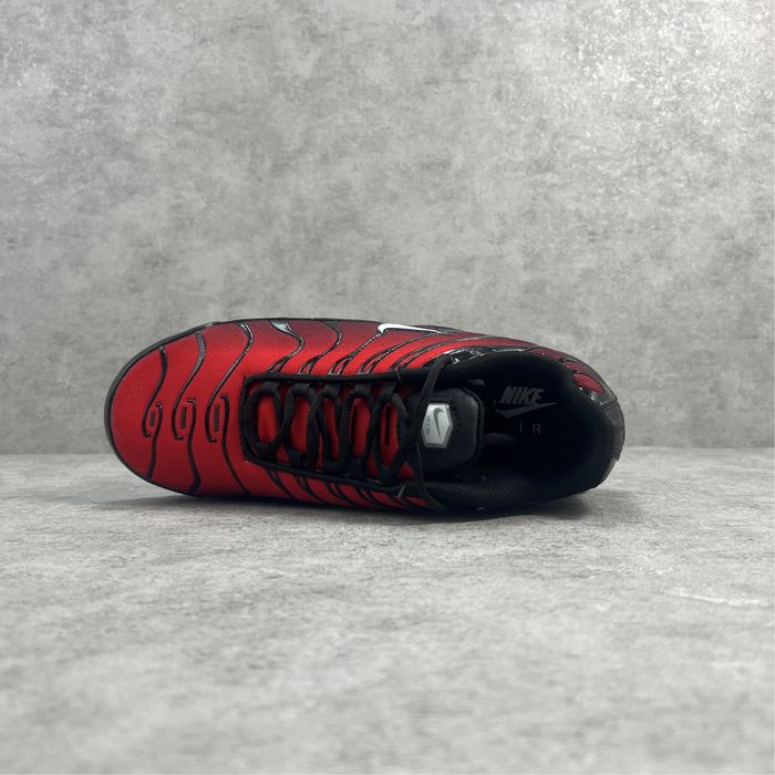 Nike Air Max Plus Black/Red- 43