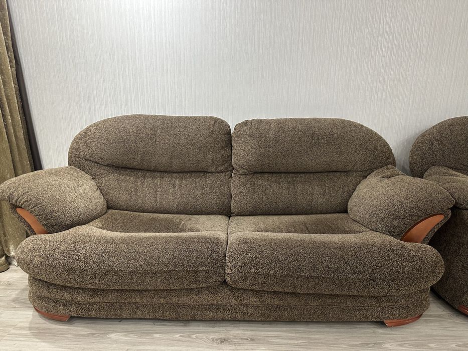 Продается диванный комплект