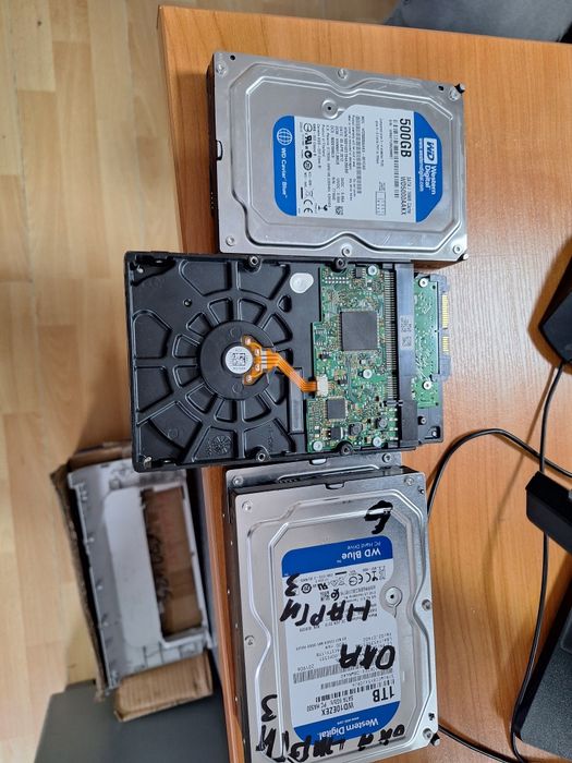 Жесткие диски 5 штук