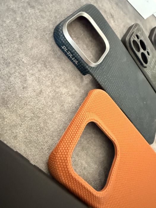 Vand / schimb Iphone 16 pro 128 titanium  black, Baterie 100%