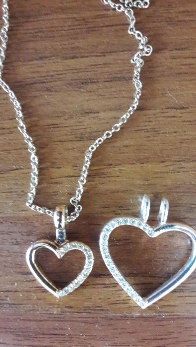 Комплект от 3 нежни колиета